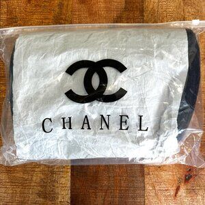 Chanel AUTHENTIC Velour plush messenger bag black with black patent CC NEW